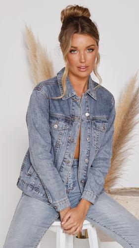 6 Jackets Every Woman Needs to Own