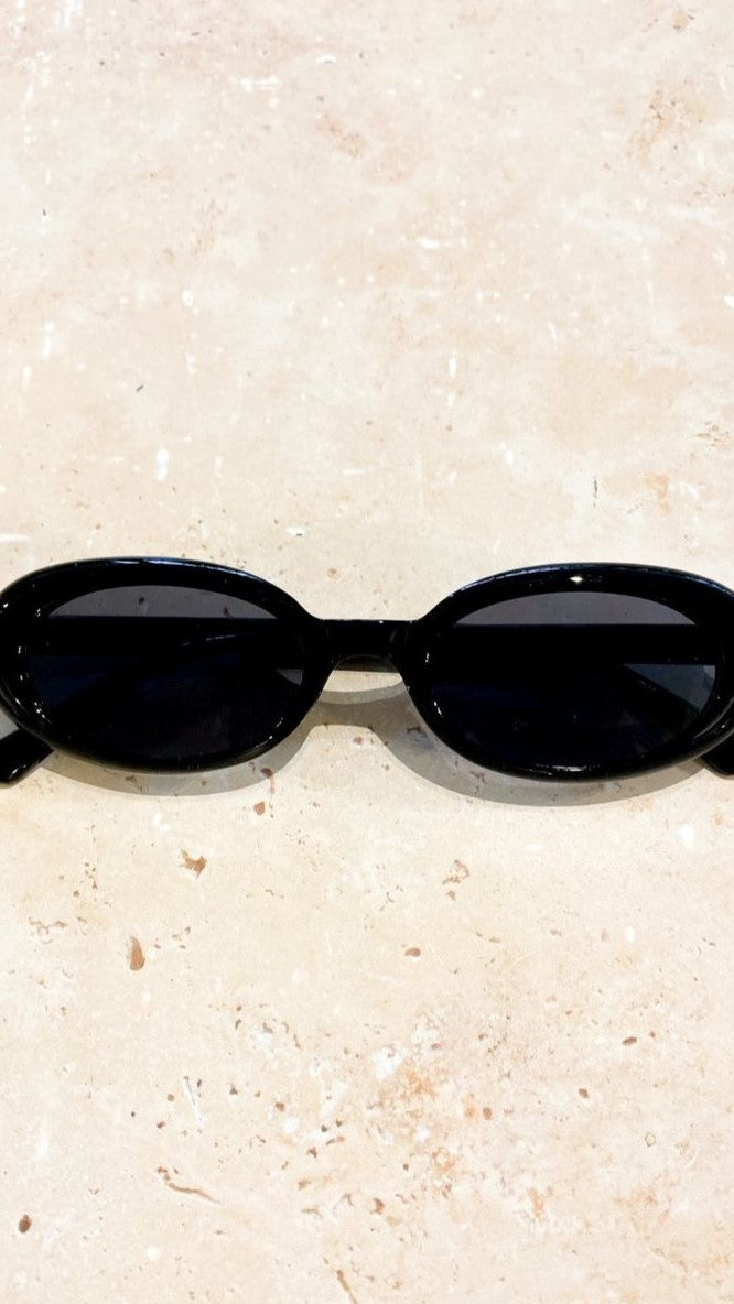 Bella Sunglasses -  Black - Billy J