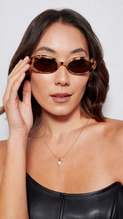 Load image into Gallery viewer, Bella Sunglasses -  Light Tort - Billy J
