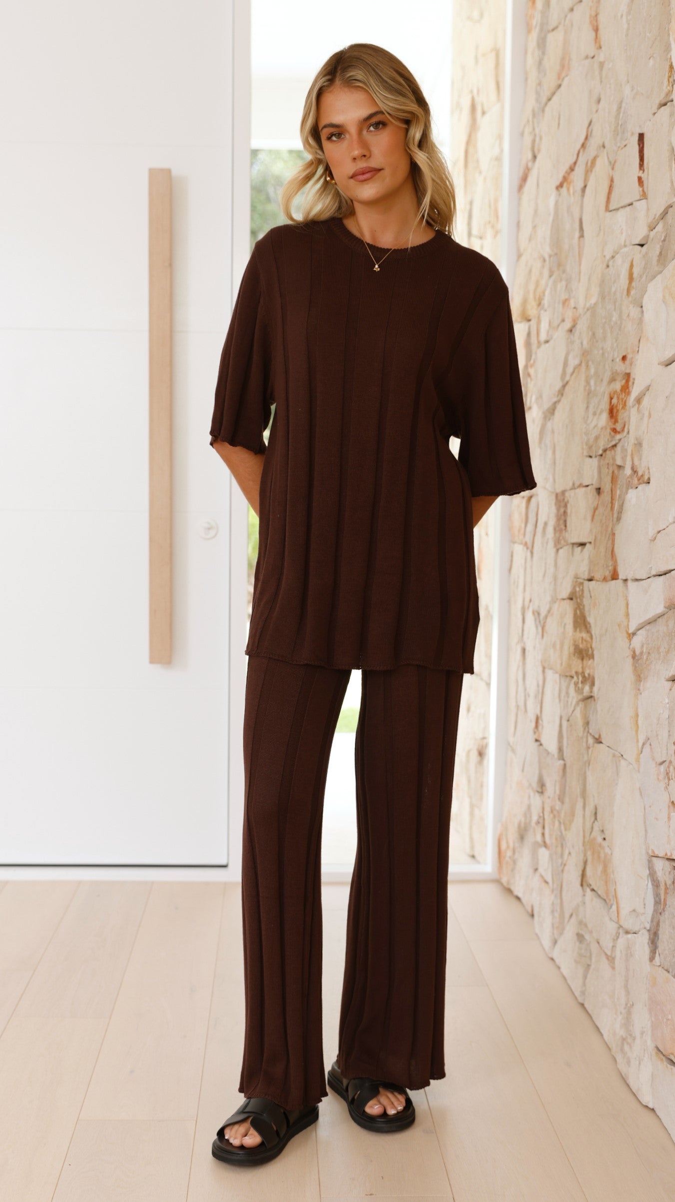 Bayu Knit Pants - Brown - Billy J