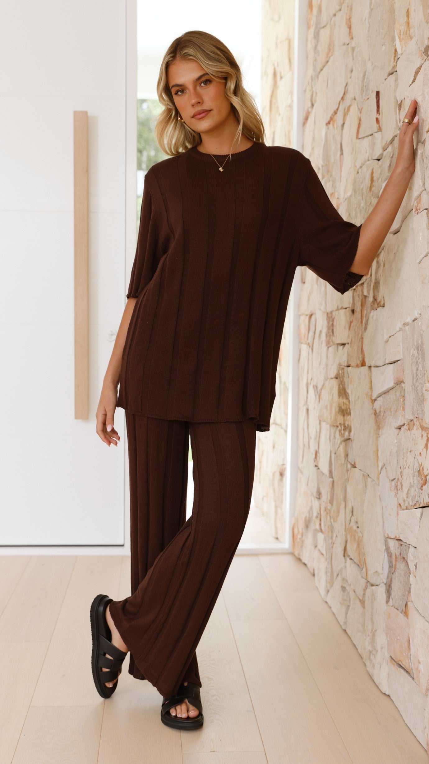 Bayu Knit Pants - Brown - Billy J