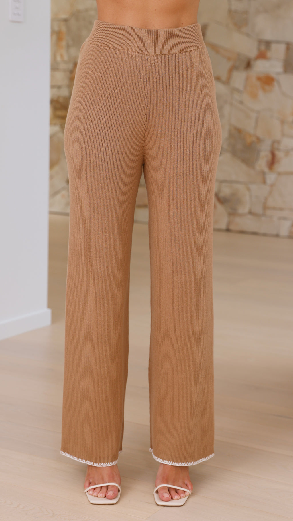 Kaelem Pants - Taupe - Billy J