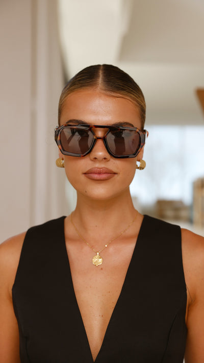 Load image into Gallery viewer, Amiri Sunglasses - Tort - Billy J
