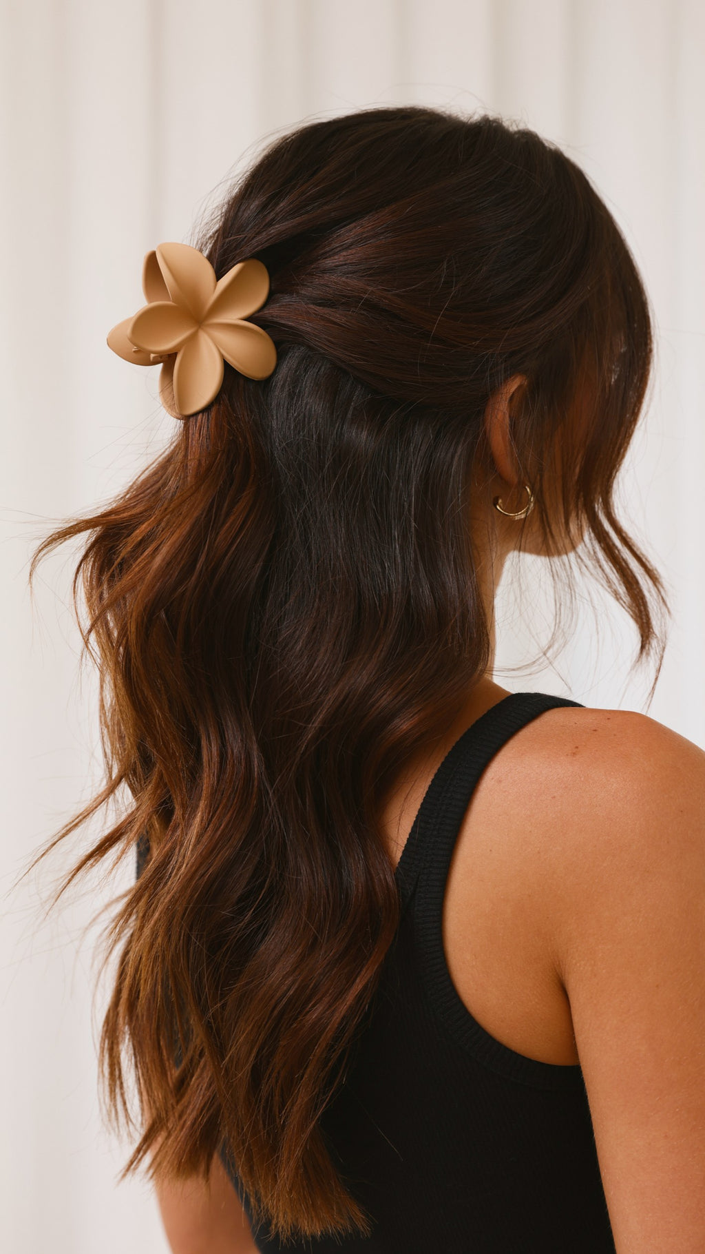 Hibiscus Matte Flower Claw Clip - Tan - Billy J