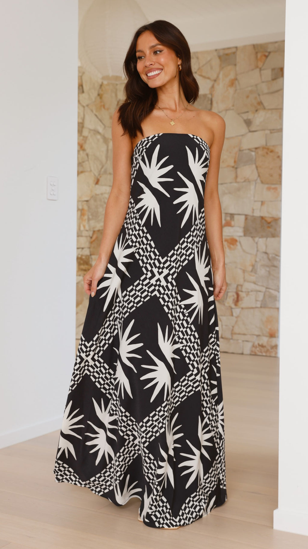 Nadja Maxi Dress - Kahlo Print - Billy J