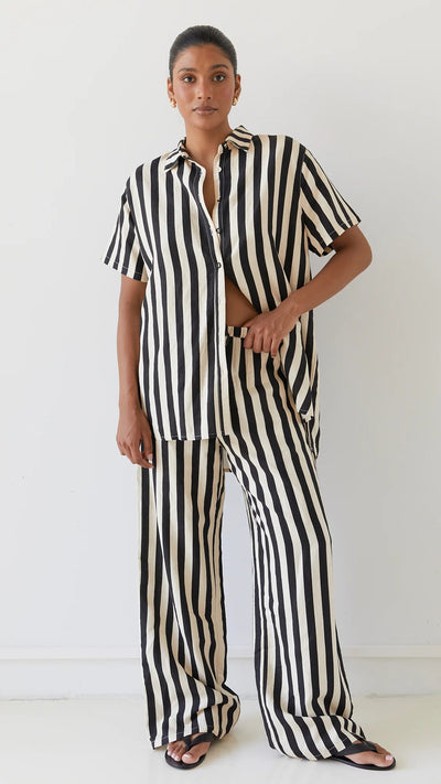 Load image into Gallery viewer, Essie Shirt - Black/Beige Stripe - Billy J
