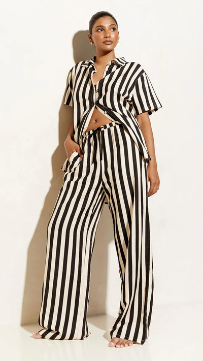 Load image into Gallery viewer, Essie Shirt - Black/Beige Stripe - Billy J
