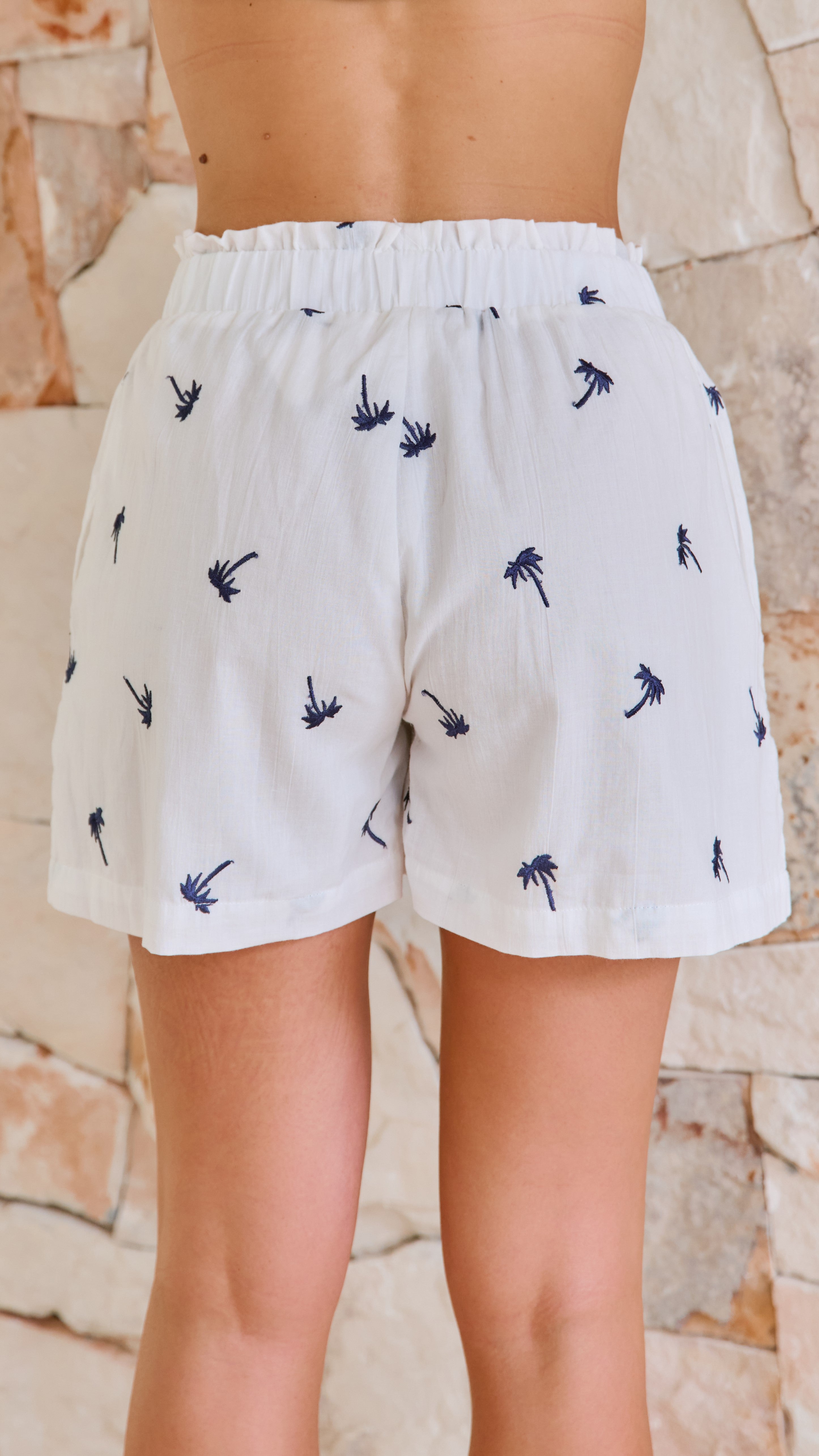 Palm Embroidered Shorts - White / Navy - Billy J