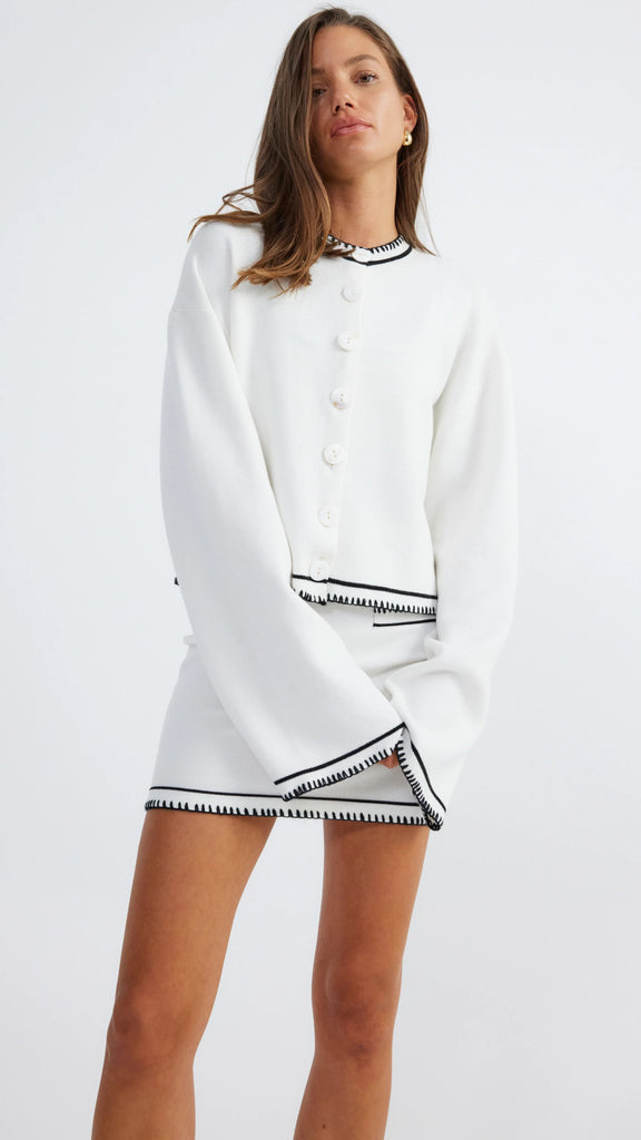 Daphne Cardigan - White / Black - Billy J