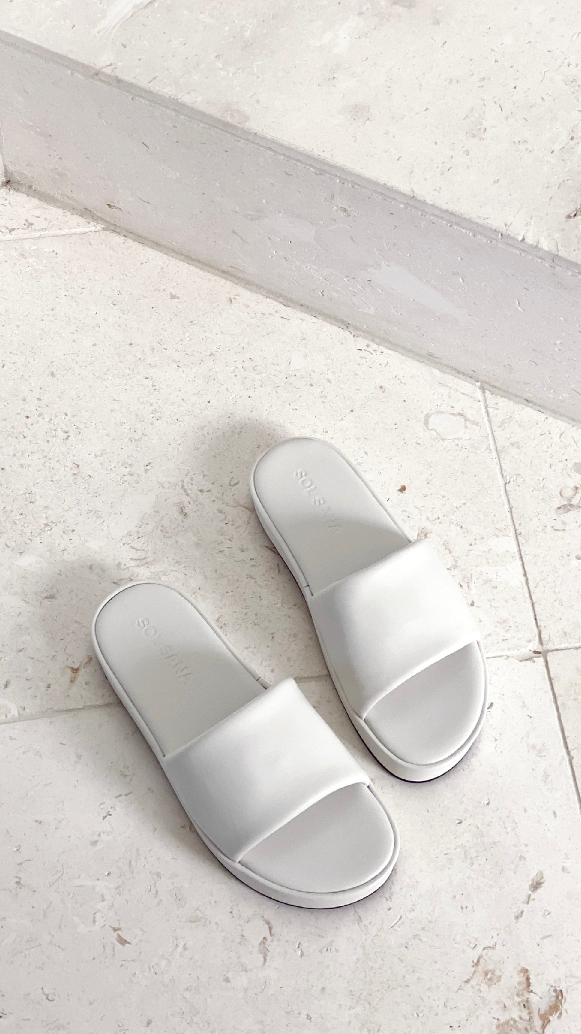 Sol Sana Kikah Flatform - White - Billy J