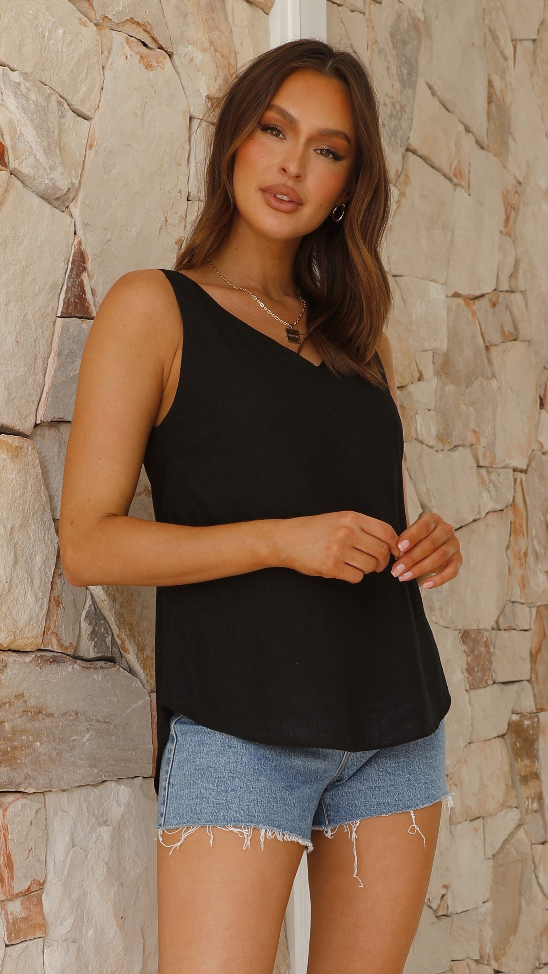 Sun Seeker Top - Black - Billy J