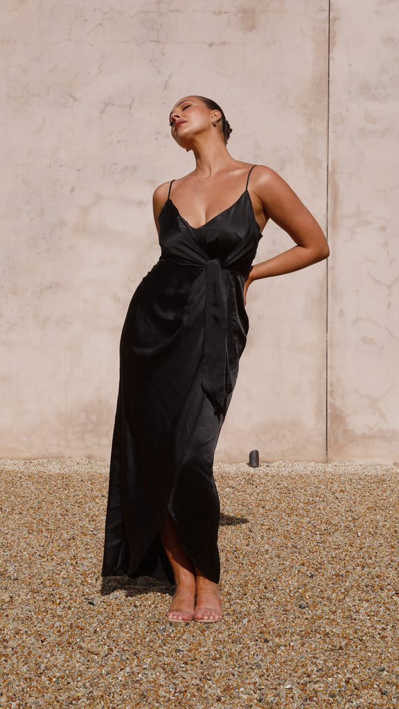 Tyra Maxi Dress - Black - Billy J