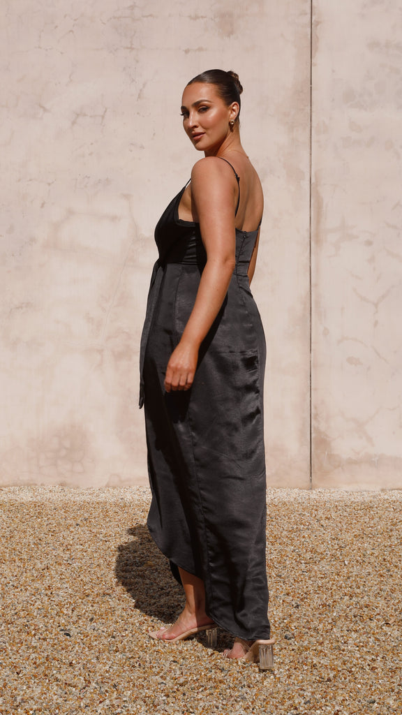 Tyra Maxi Dress - Black - Billy J