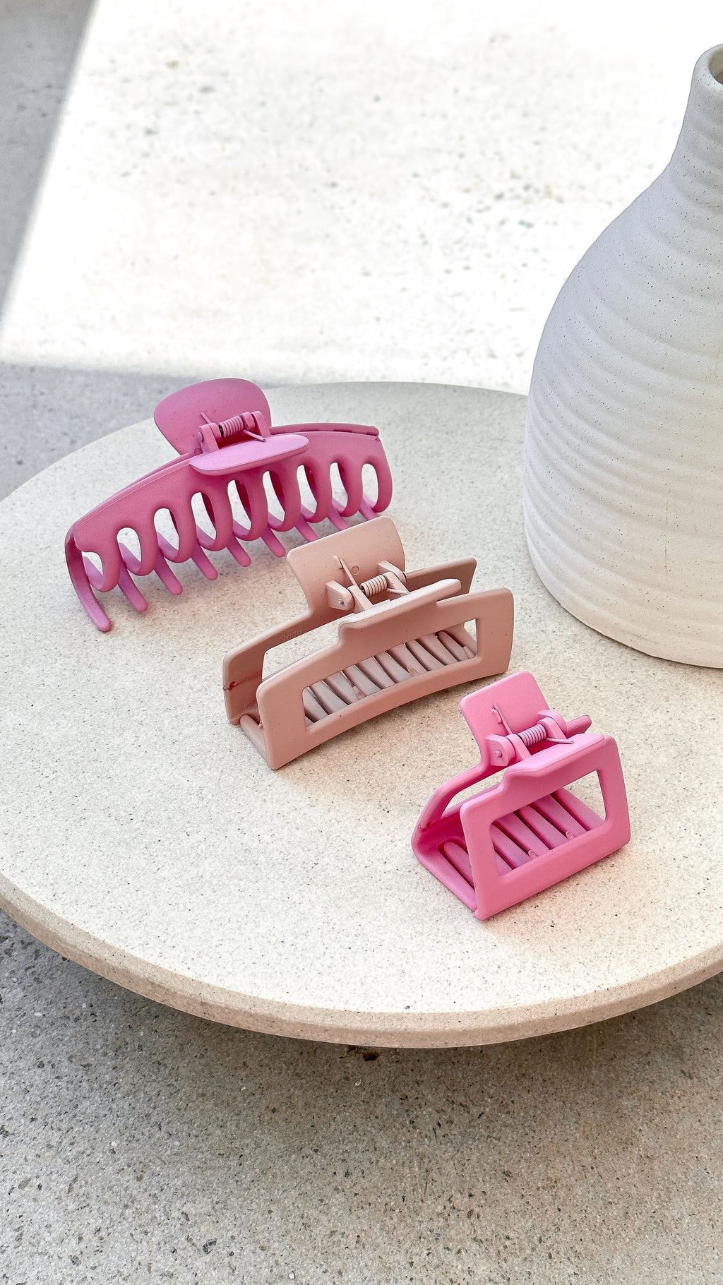 Larna 3 Pack Claw Clips - Pink/Beige - Billy J