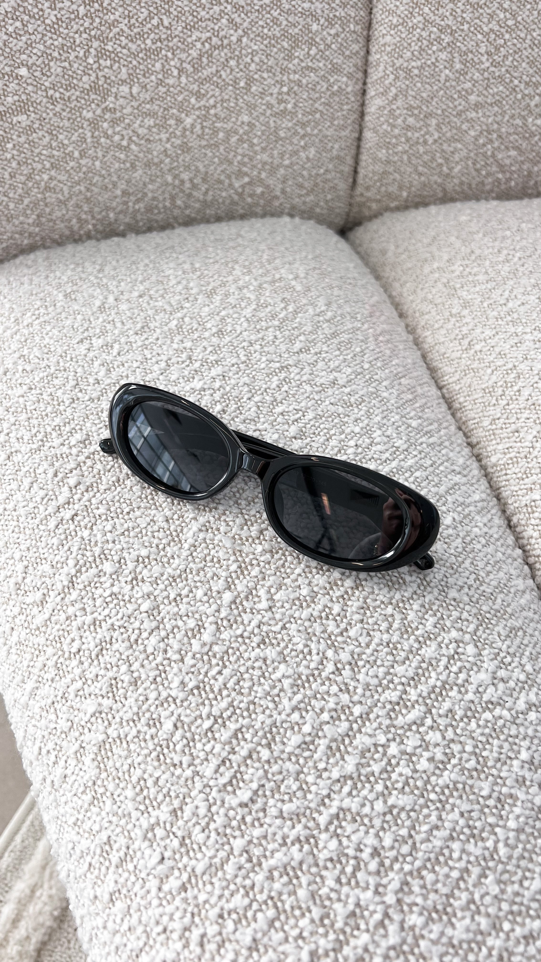 Charmain Sunglasses - Black - Billy J