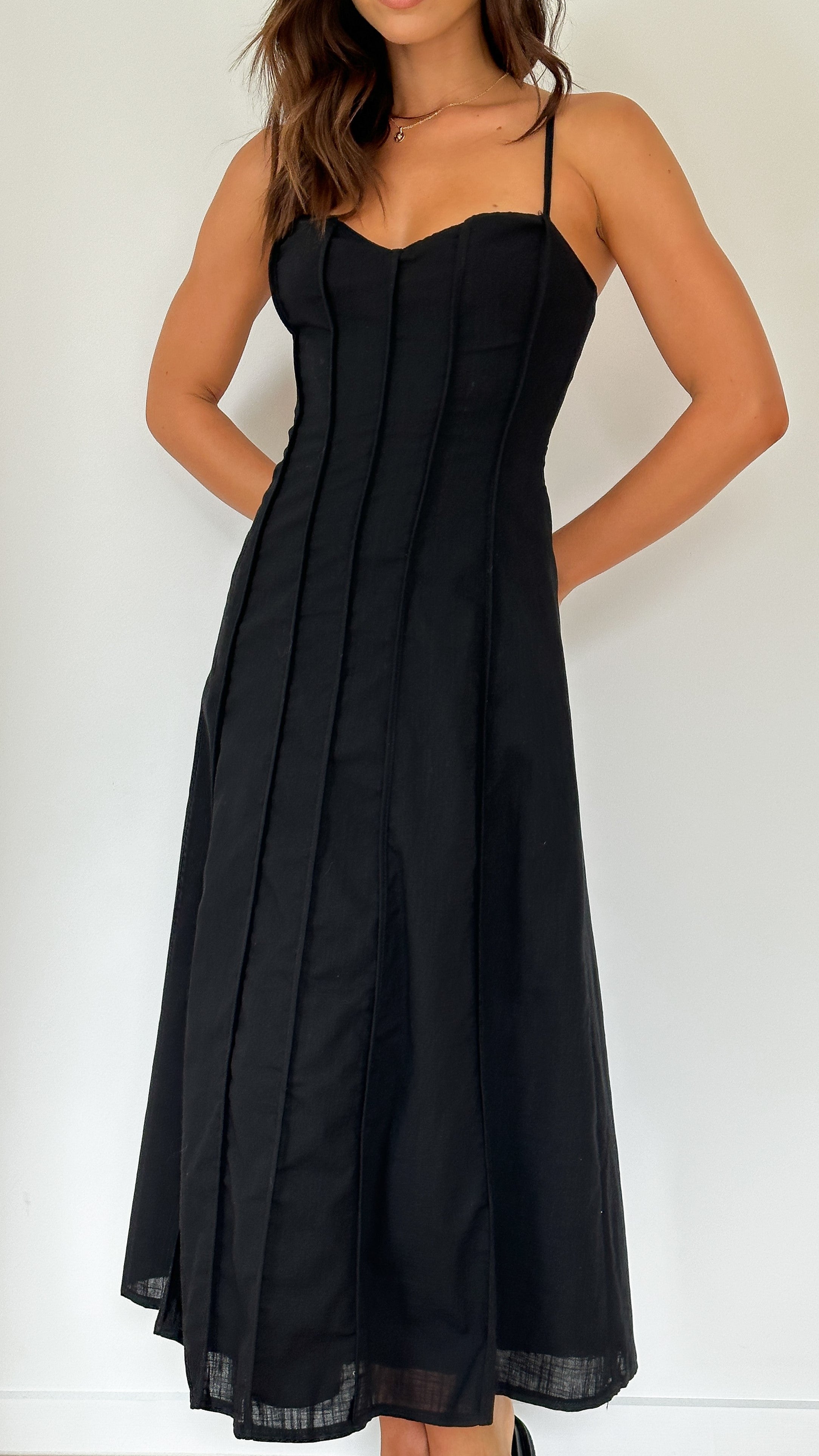 Ilenna Midi Dress - Black - Billy J