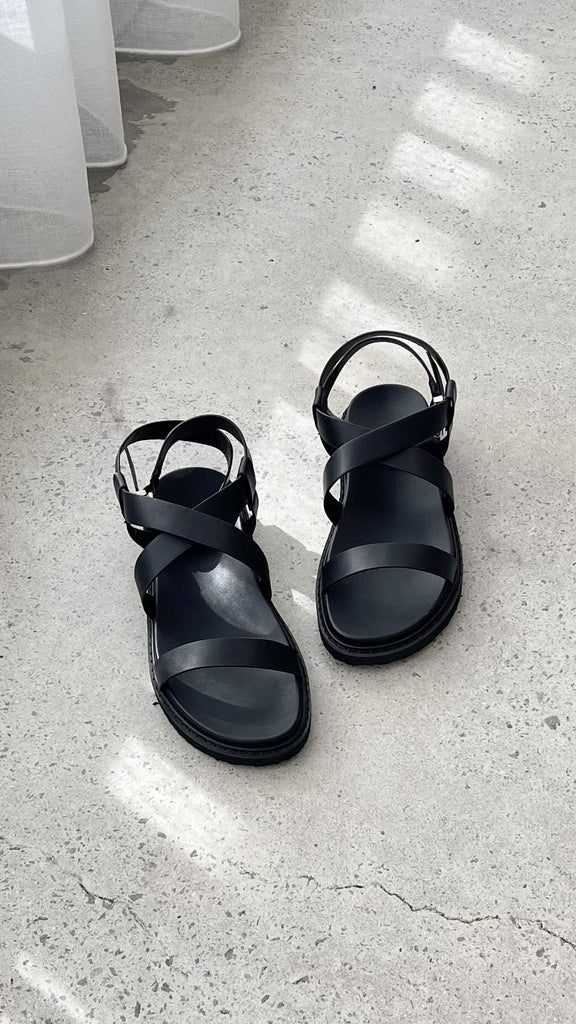 Zoelie Sandal - Black - Billy J