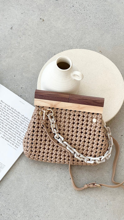 Load image into Gallery viewer, Emilie Knotted Weave Resin Links Clutch - Mocha/Nude - Billy J
