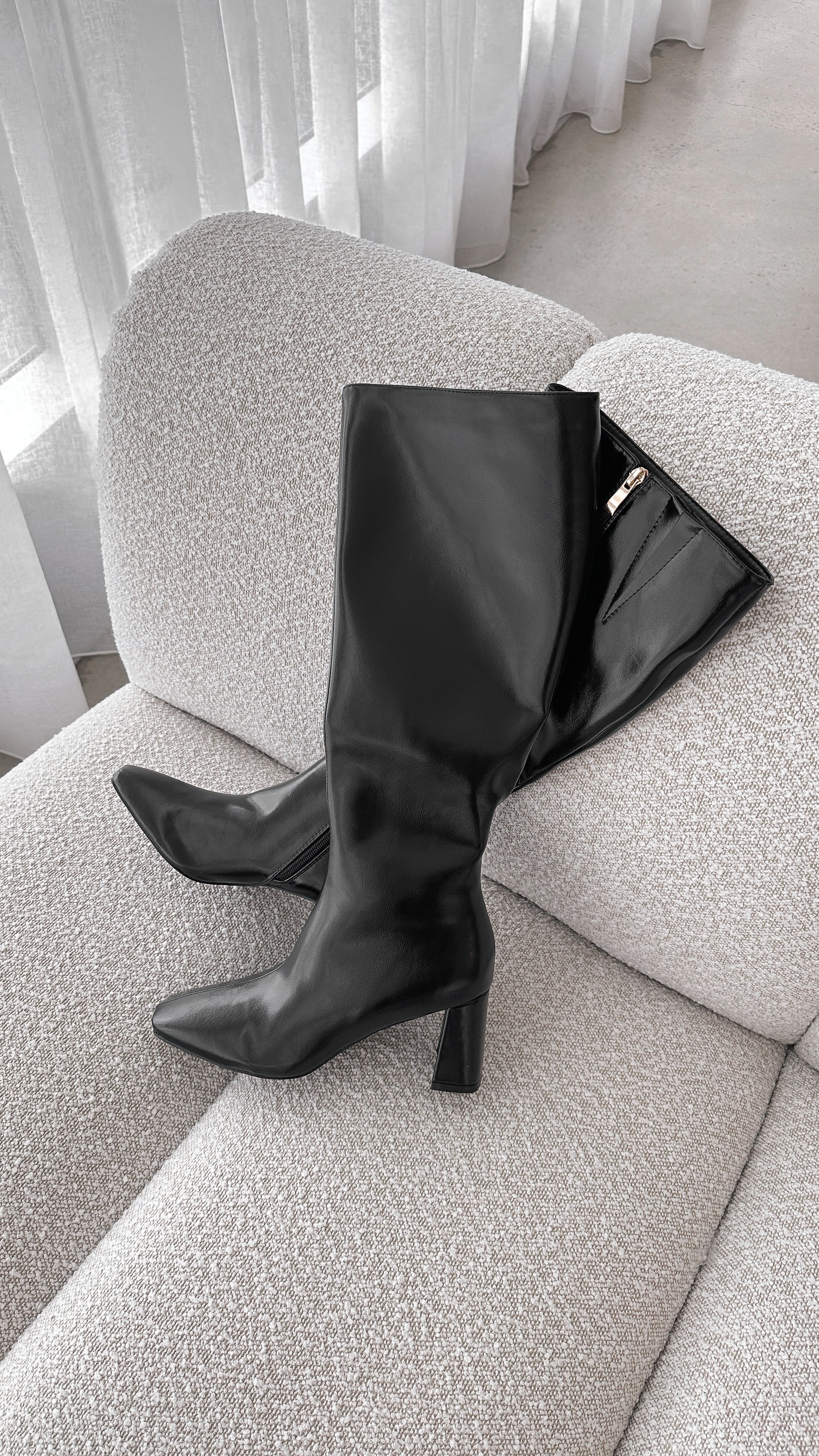 Friska Boot - Black Shimmer - Billy J