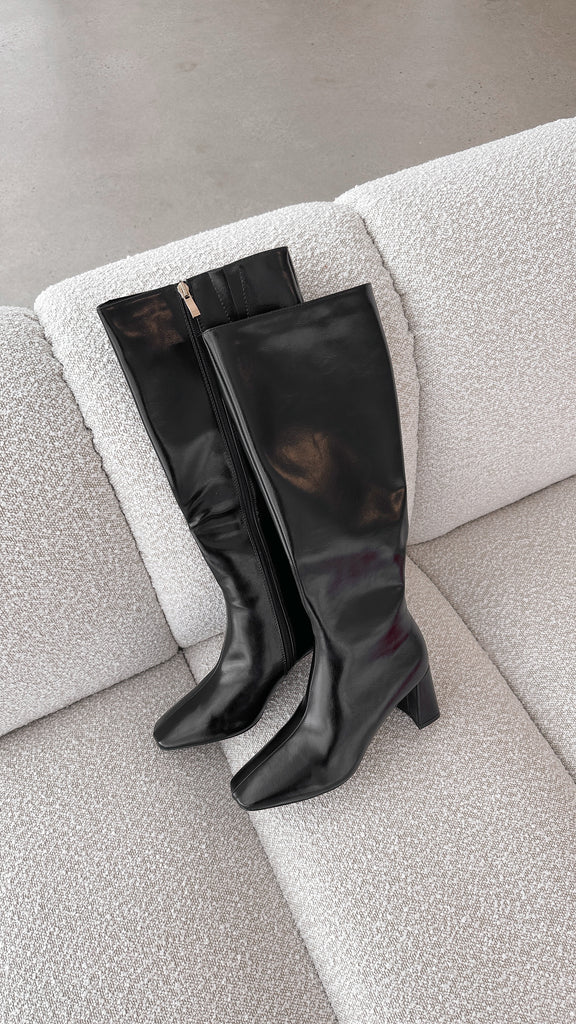 Friska Boot - Black Shimmer - Billy J