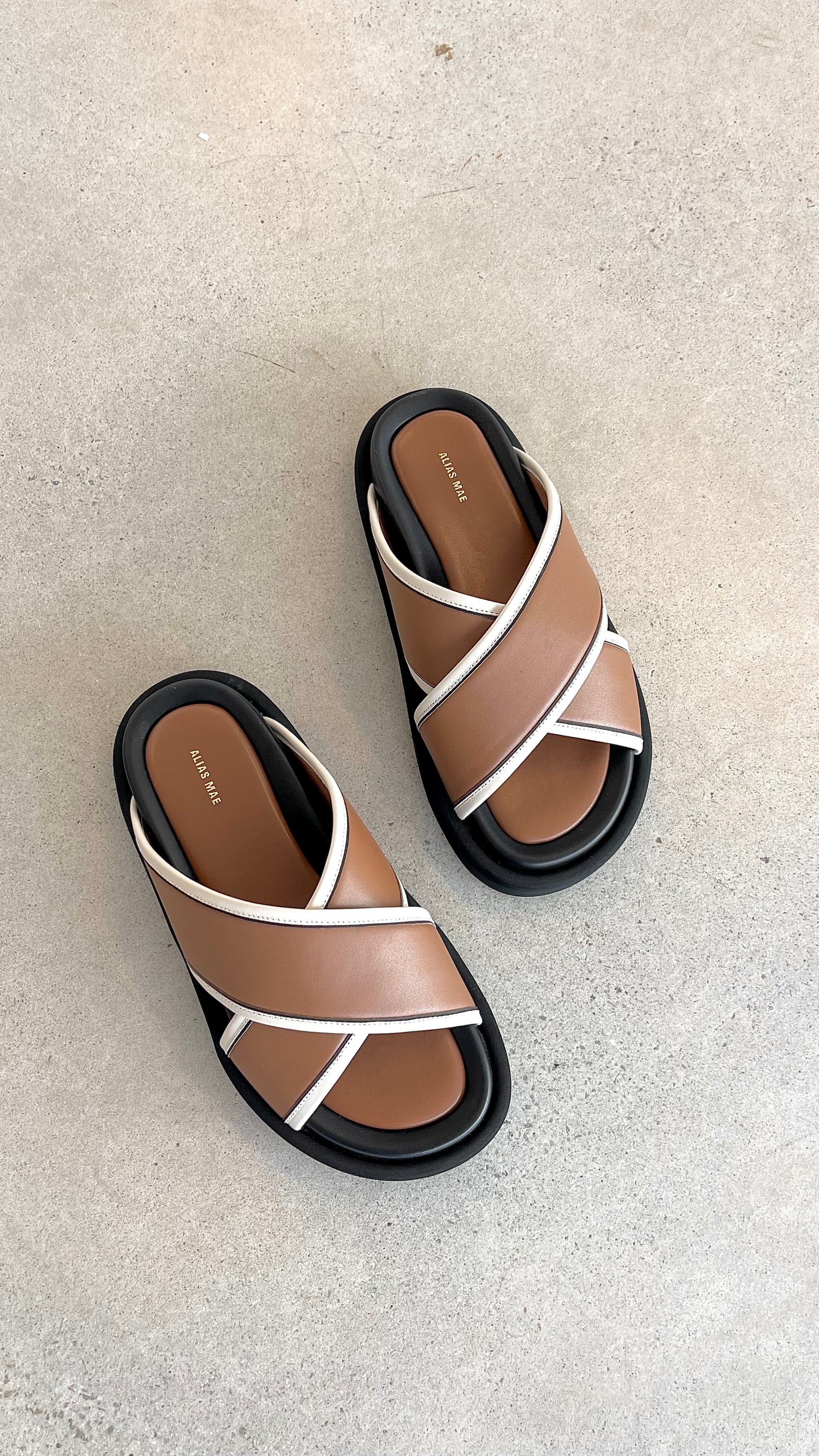 Anissa Slide - Pecan Leather - Billy J