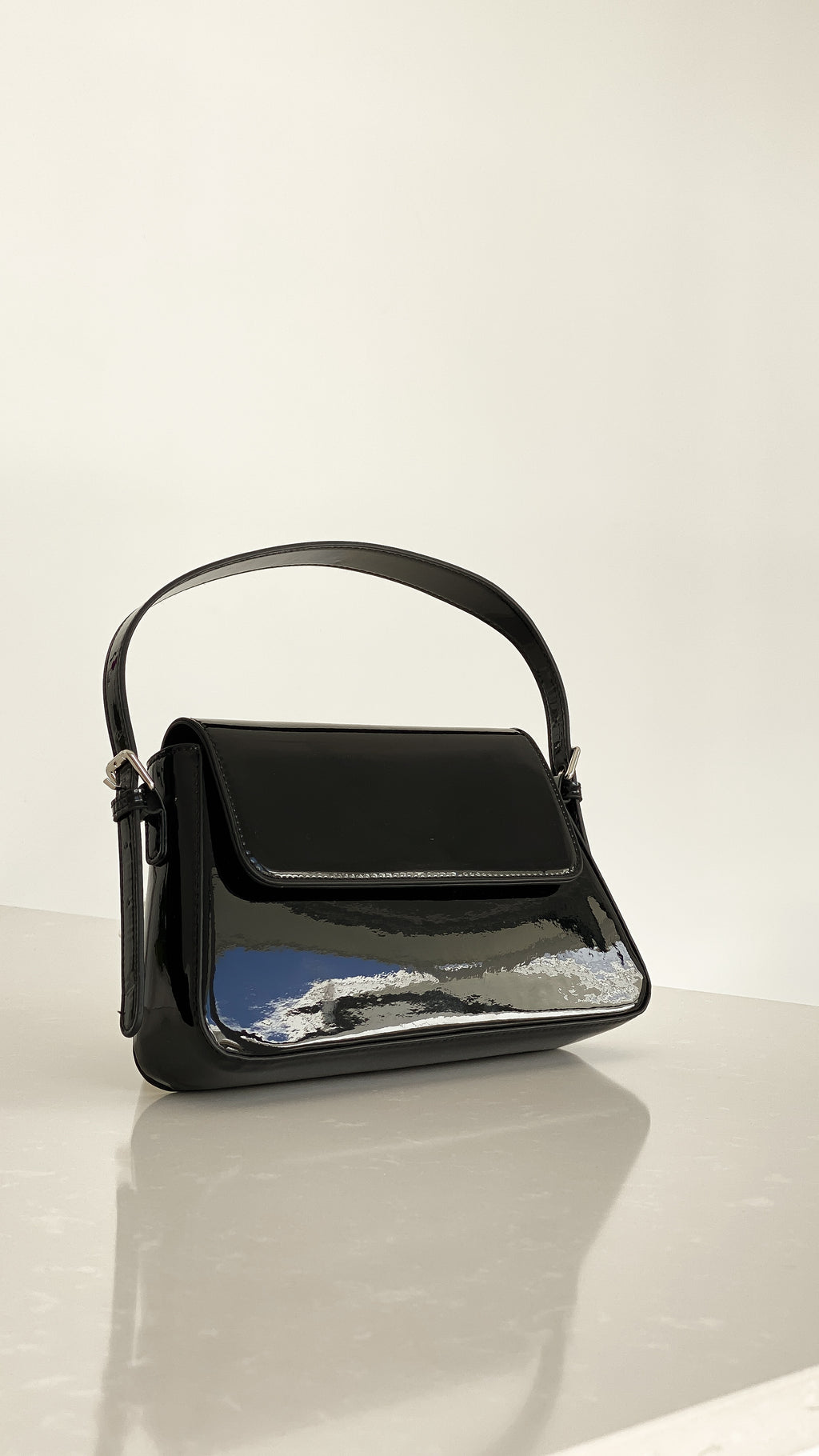 Maisie High Shine Handbag - Black - Billy J