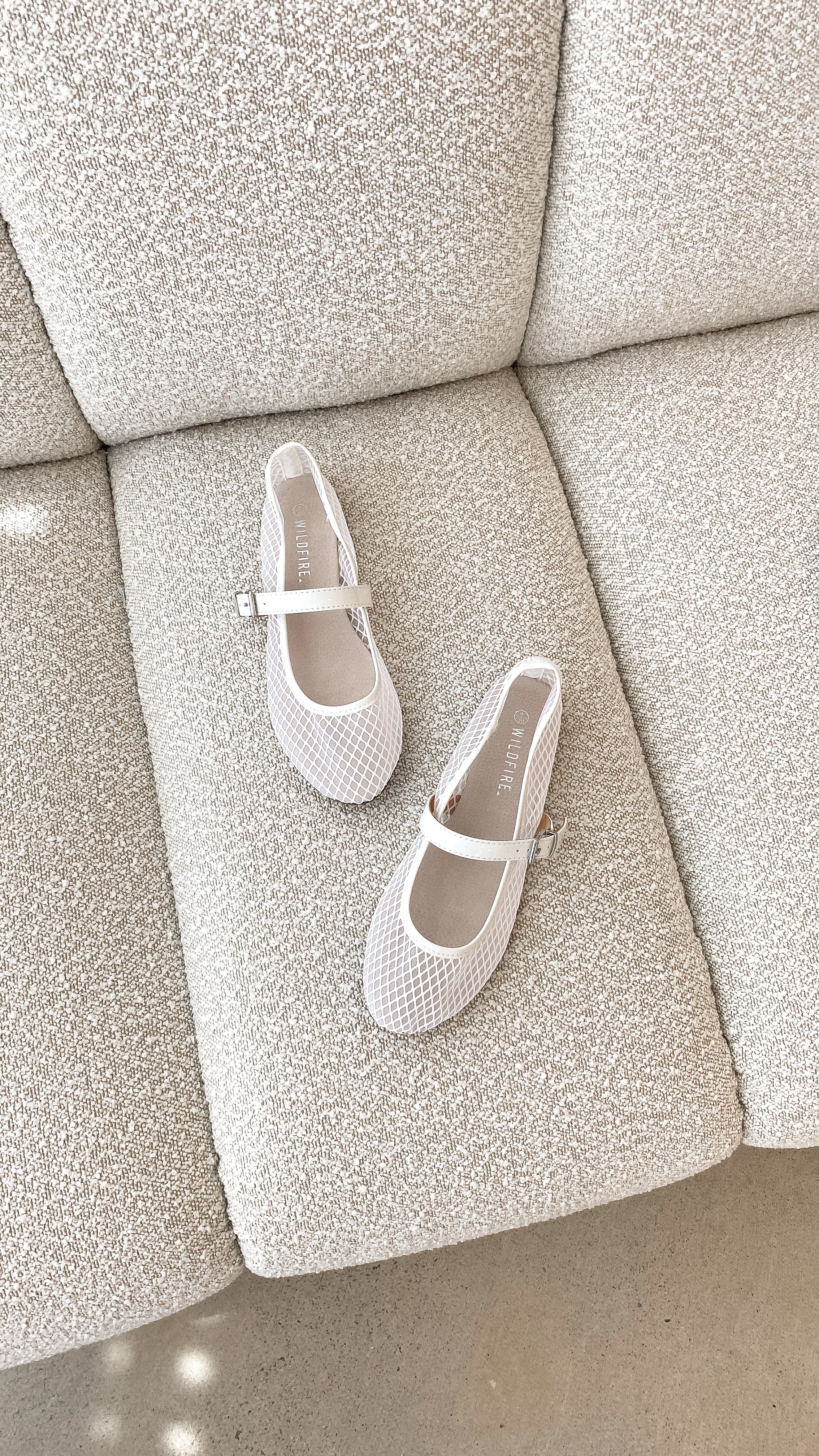 Andesine Ballet Flat - White - Billy J