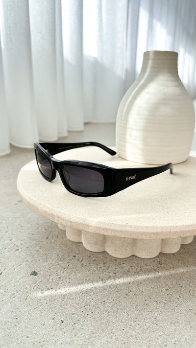 Load image into Gallery viewer, Camilla Sunglasses - Jet Black - Billy J
