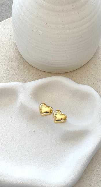 Neve Heart Earrings - Gold