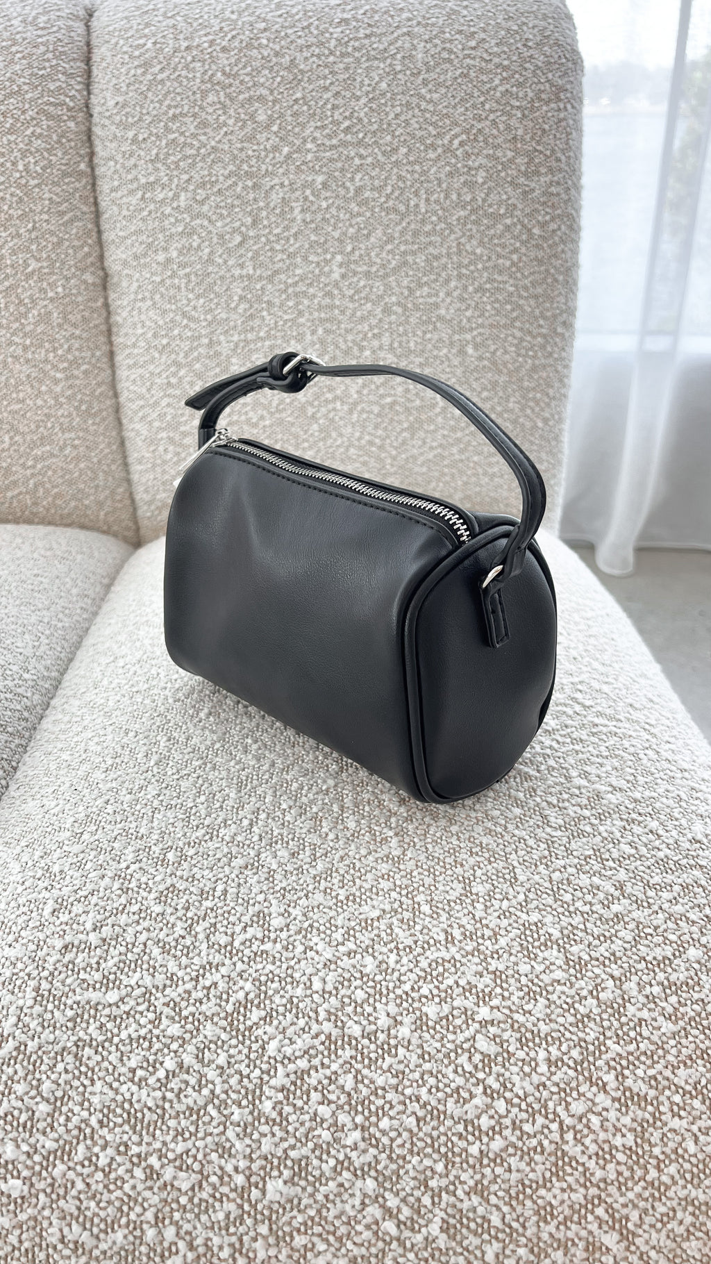 Donna Handle Bag - Black - Billy J