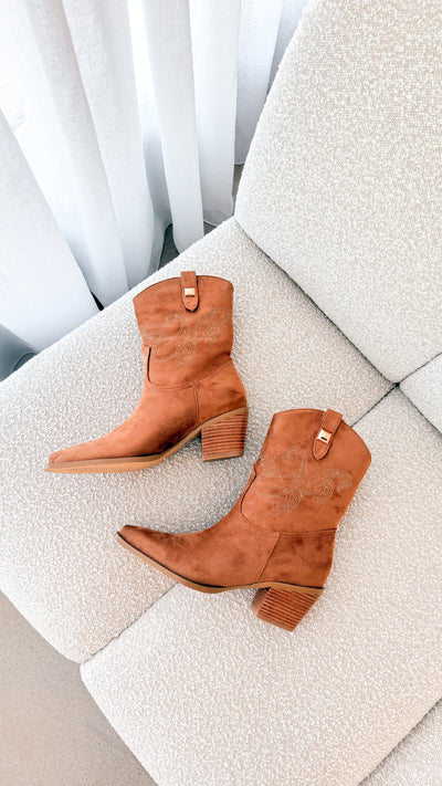 Load image into Gallery viewer, Darla Boot - Dark Tan Suede - Billy J
