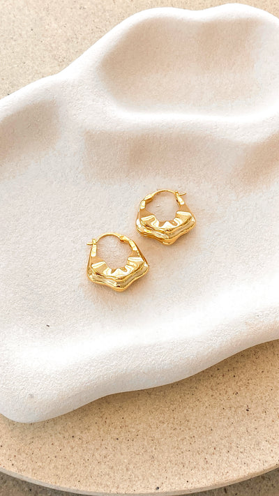 Load image into Gallery viewer, Jaetyn Earrings - Gold - Billy J
