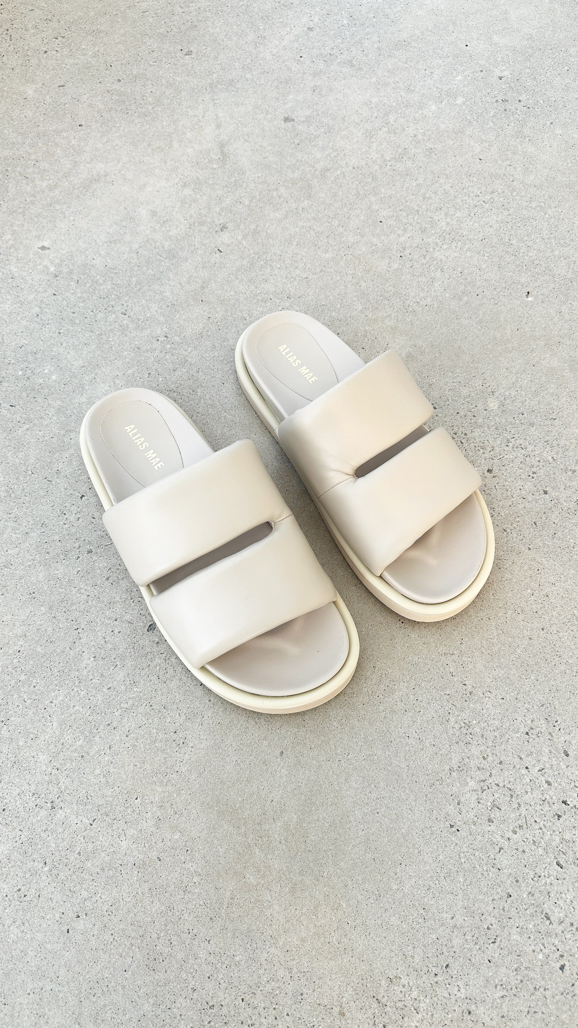 Alias Mae Dawn Slide - Bone Leather - Billy J