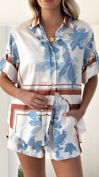 Load image into Gallery viewer, Vallerie Button Up Shirt - Amore Print - Billy J
