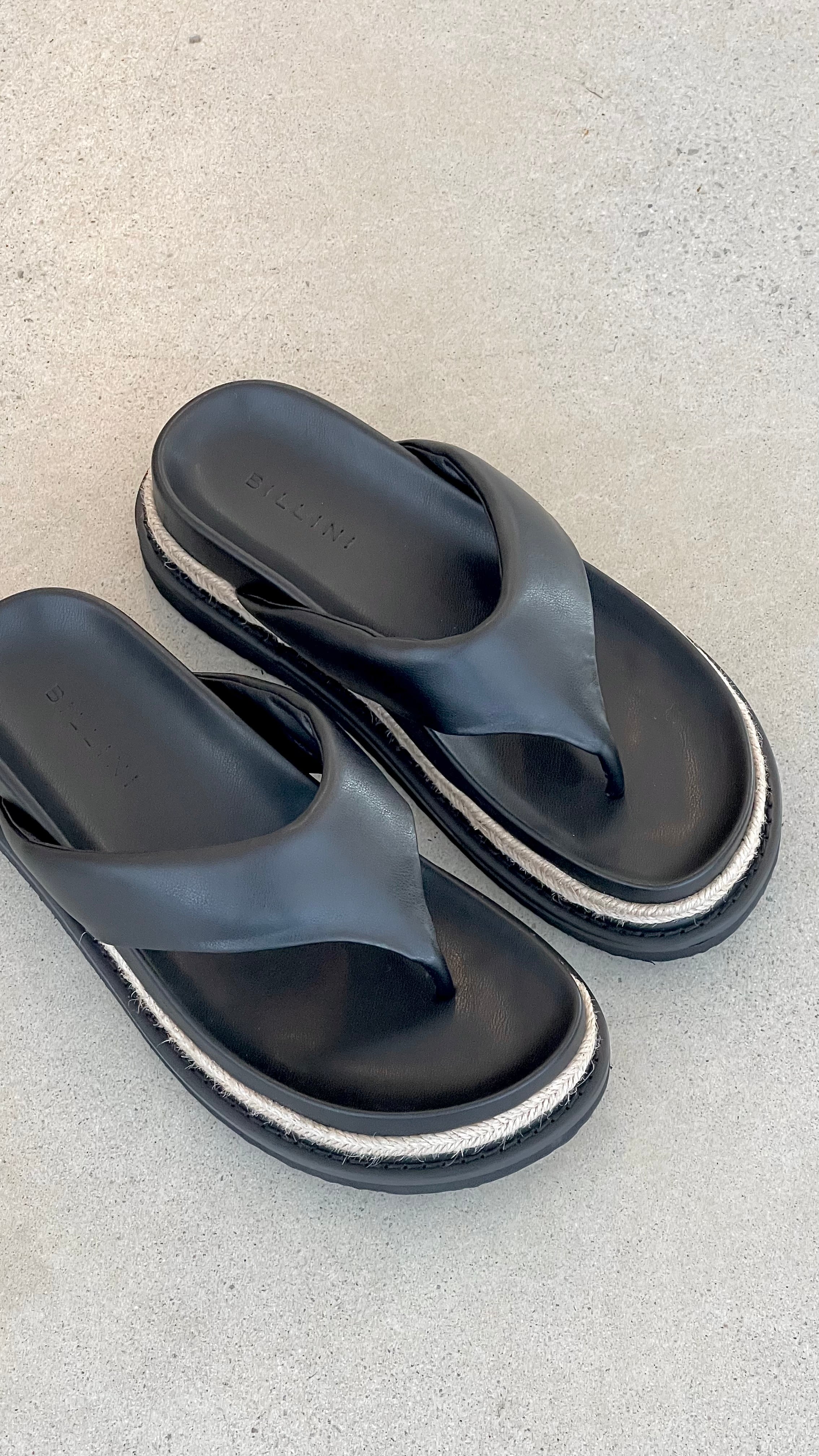 Amaya Slide - Black - Billy J