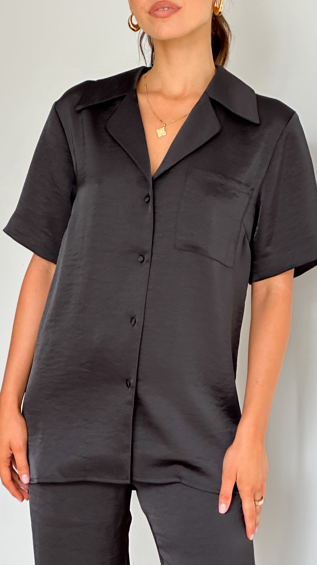 Courtney Button Up Shirt - Black - Billy J