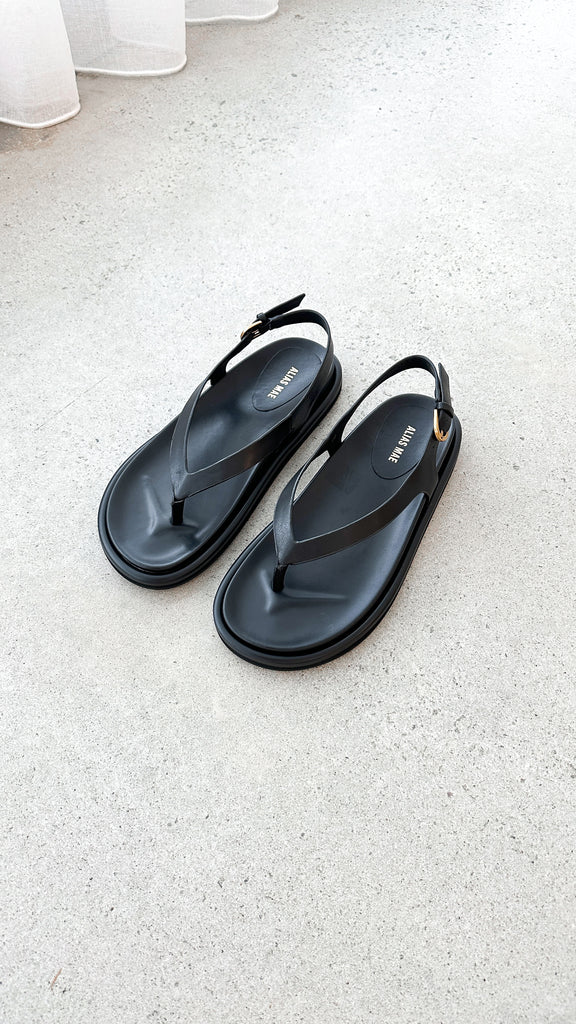 Daisy Slide - Black Leather - Billy J