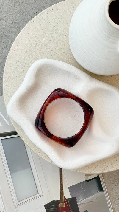 Load image into Gallery viewer, Salazar Bangle - Rum Resin - Billy J
