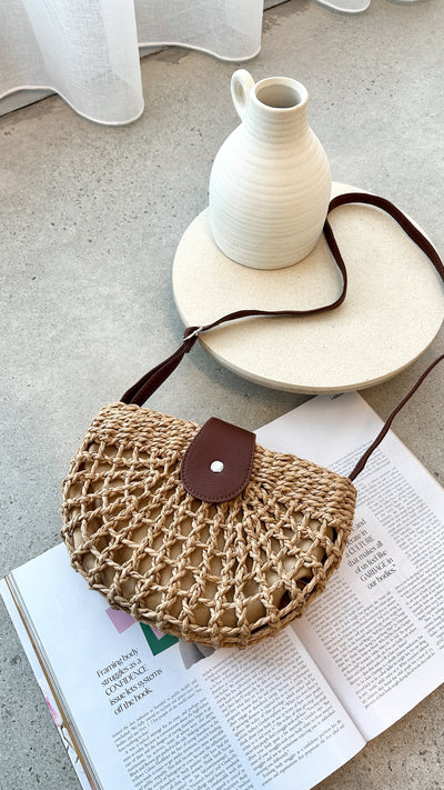 Load image into Gallery viewer, Marielle Half Moon Bag - Straw - Billy J
