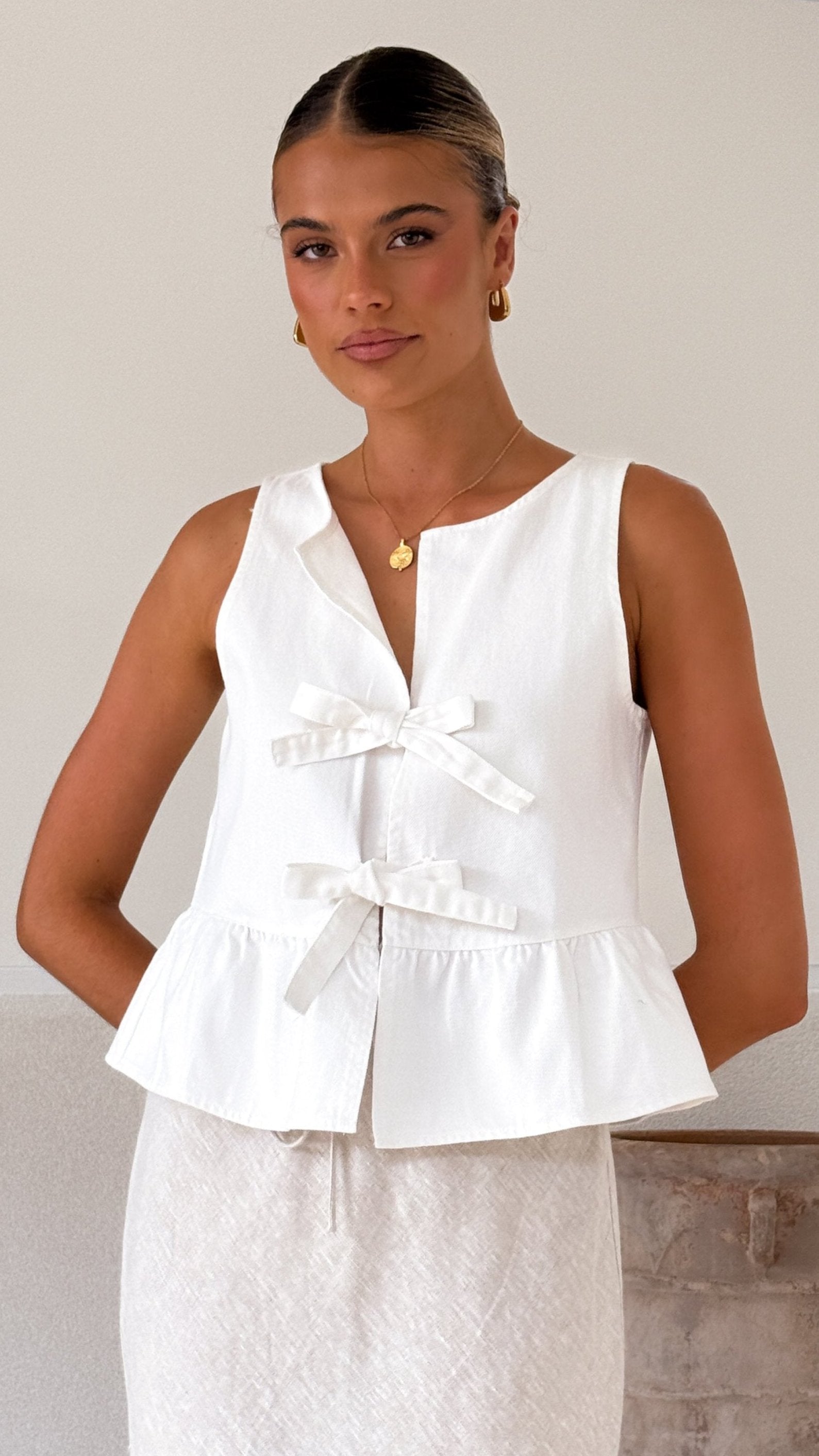 Jarrah Tie Top - White - Billy J