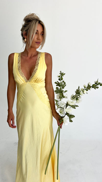 Load image into Gallery viewer, Basiano Maxi Dress - Yellow / Lace - Billy J
