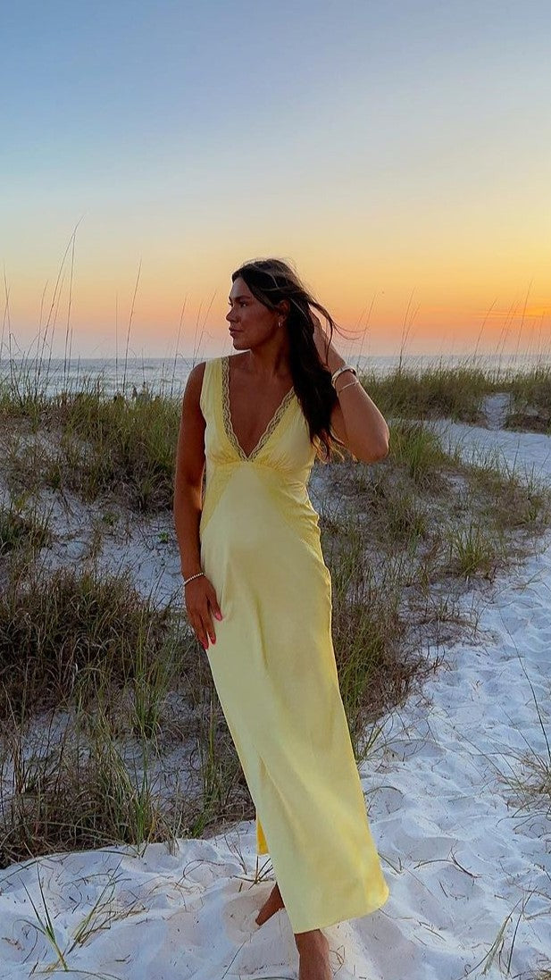 Basiano Maxi Dress - Yellow / Lace - Billy J