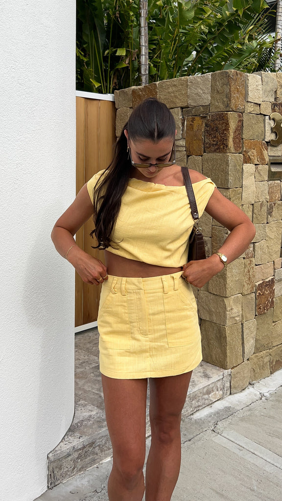 Charla Mini Skort - Yellow - Billy J