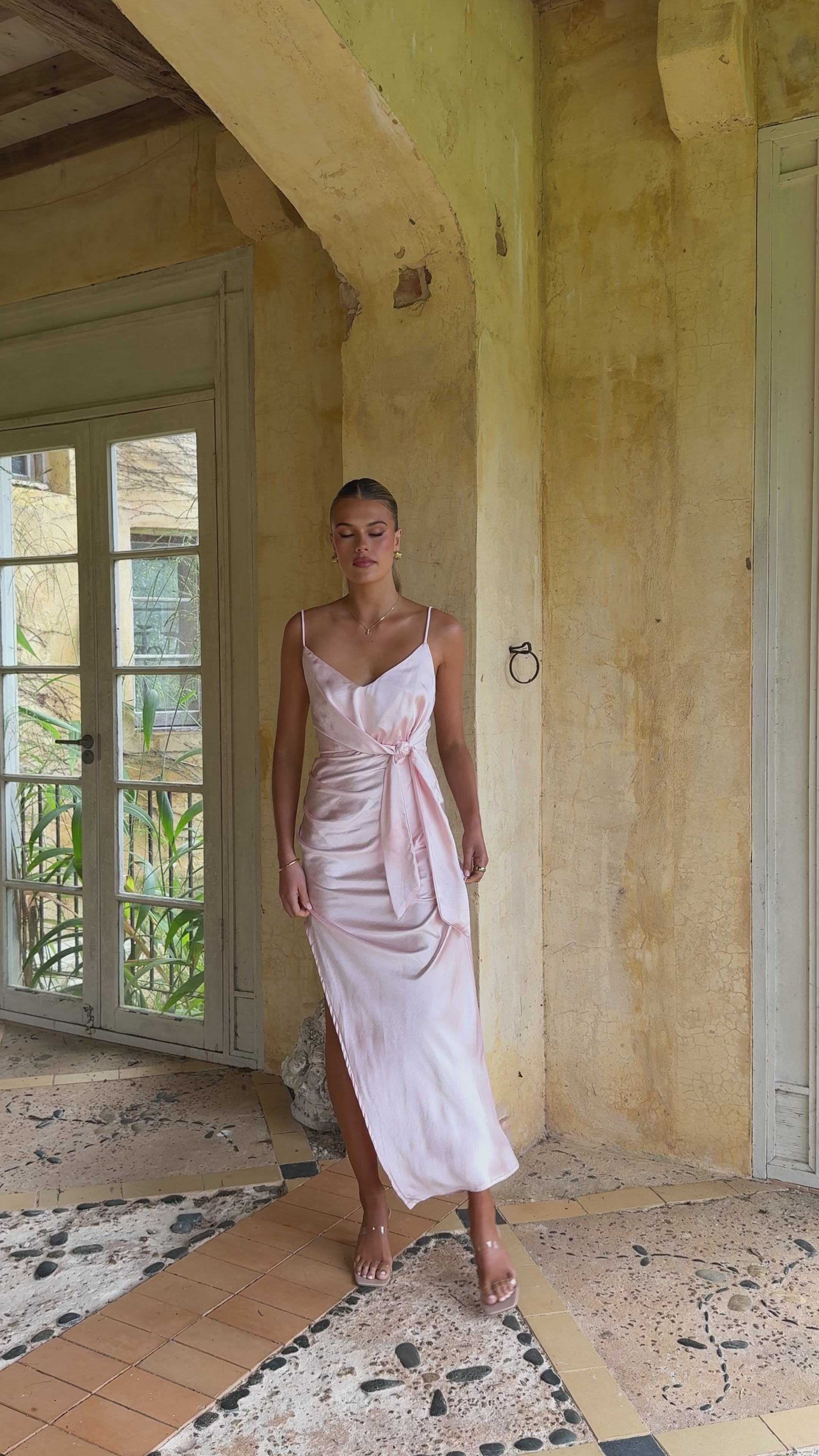 Load video: Yasmeen Tie Front Maxi Dress - Pink - Billy J