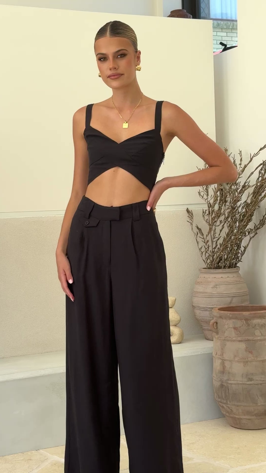 Toni Crop Top - Black - Billy J