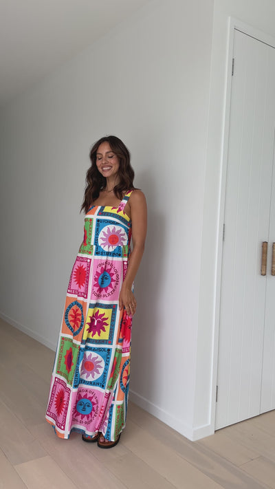 Load and play video in Gallery viewer, Amira Maxi Dress - Multi Colour Sun Print - Billy J
