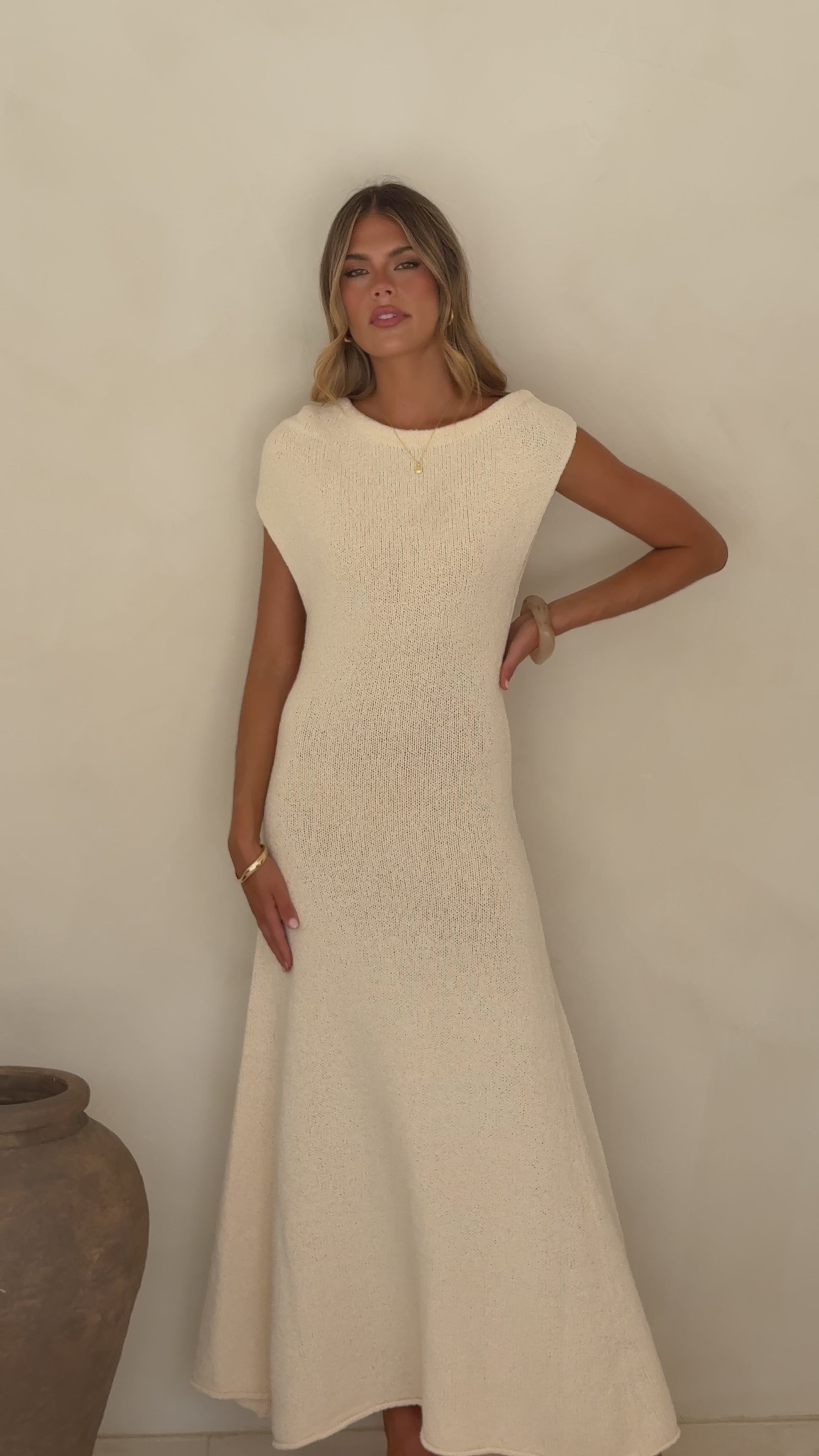 Load video: Tanaya Knit Off Shoulder Maxi Dress - Natural - Billy J