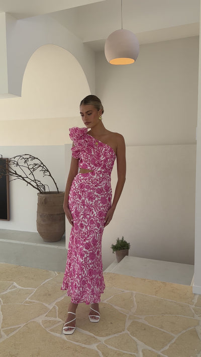 Load and play video in Gallery viewer, Amina Maxi Dress - Pink Floral - Billy J
