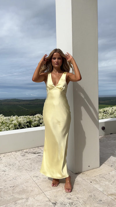 Load and play video in Gallery viewer, Sofia Maxi Dress - Yellow - Billy J
