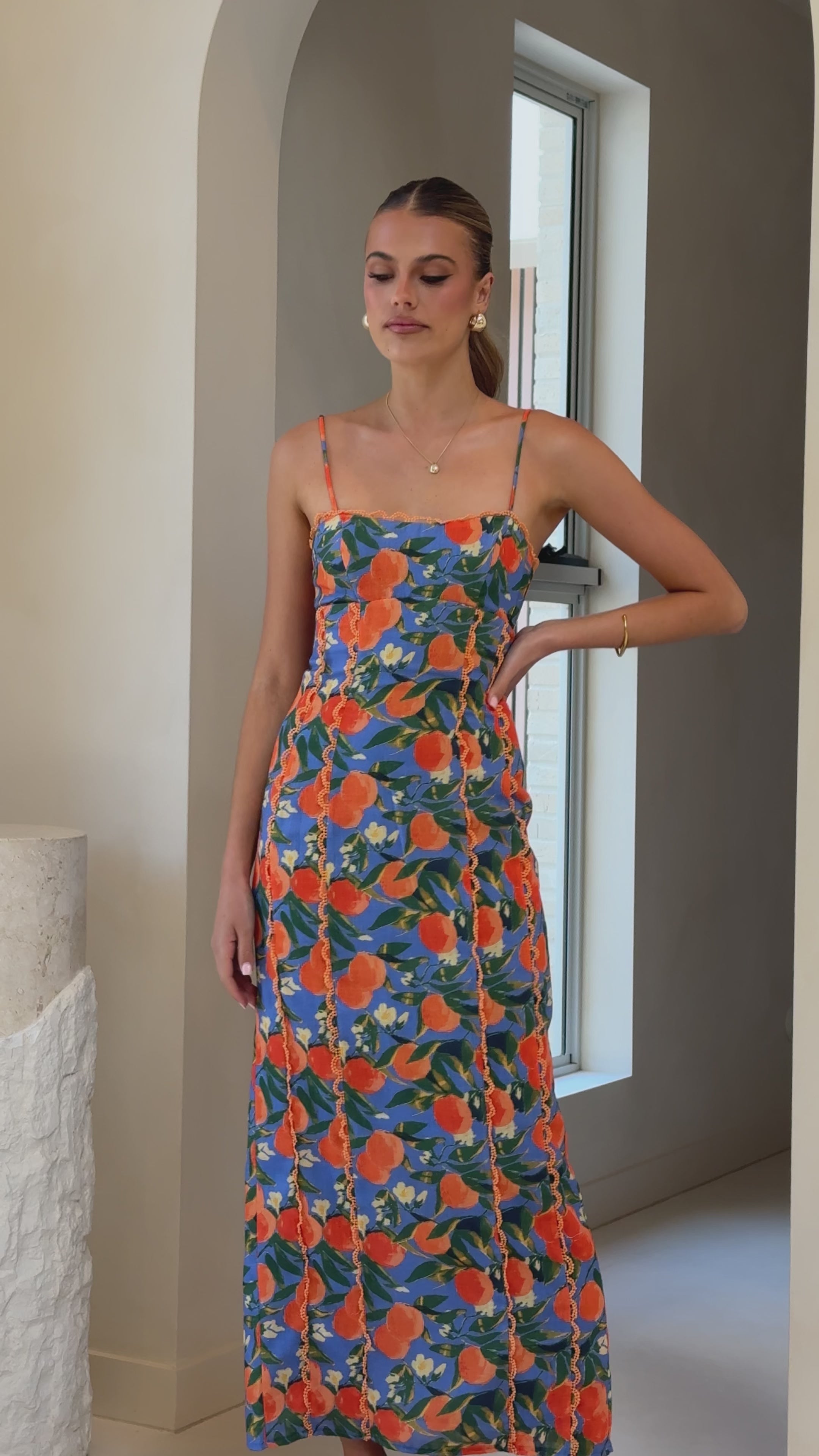 Load video: Carlia Midi Dress - Orange Print - Billy J